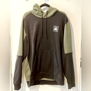 NWOT Adidas Hooded Sweatshirt